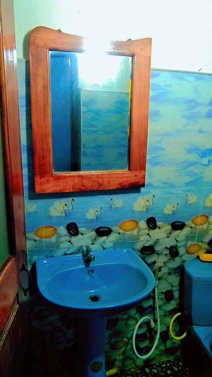 Ella Kumi Hostel Exterior photo